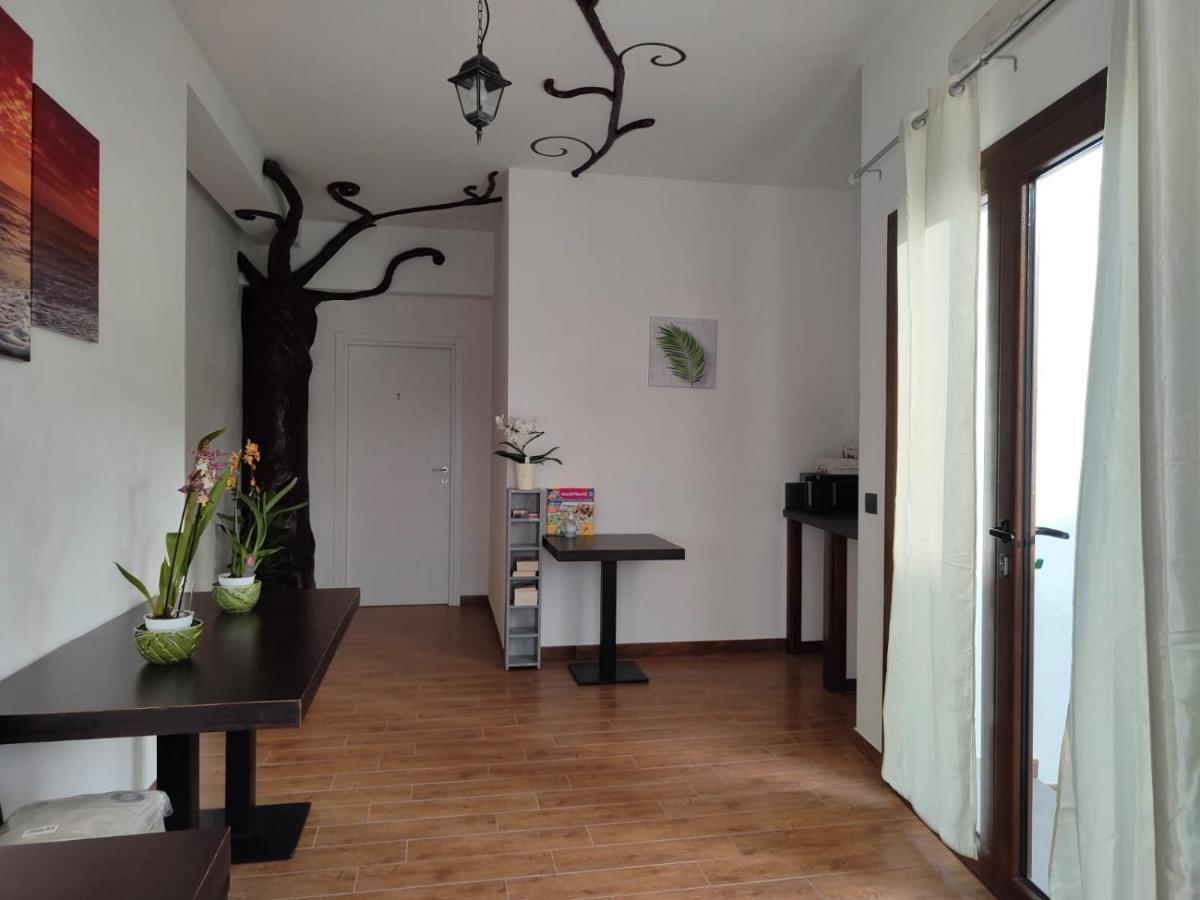 פישינאס Casa Janas Affittacamere Bed & Breakfast מראה חיצוני תמונה